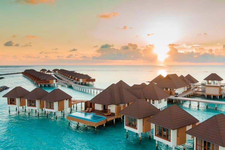 Best resorts in maldives.